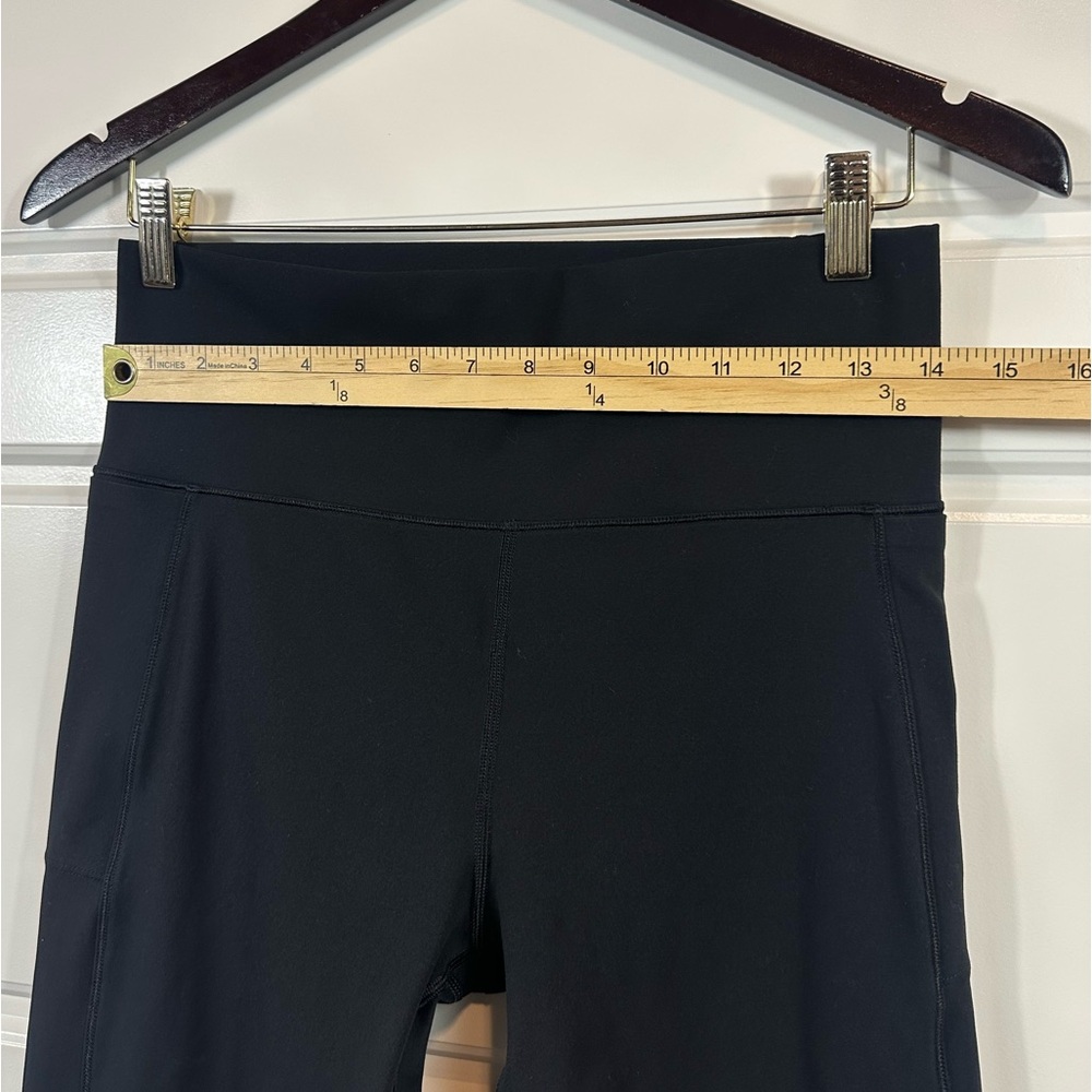 Vuori Women’s Classic Black Studio Pocket Leggings Short Inseam Size Large - Picture 6 of 14